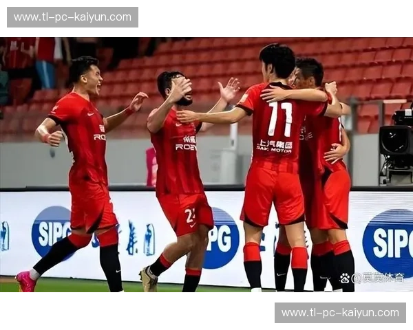 沪上风云再起，京城豪情依旧：上港与北京的绿茵史诗